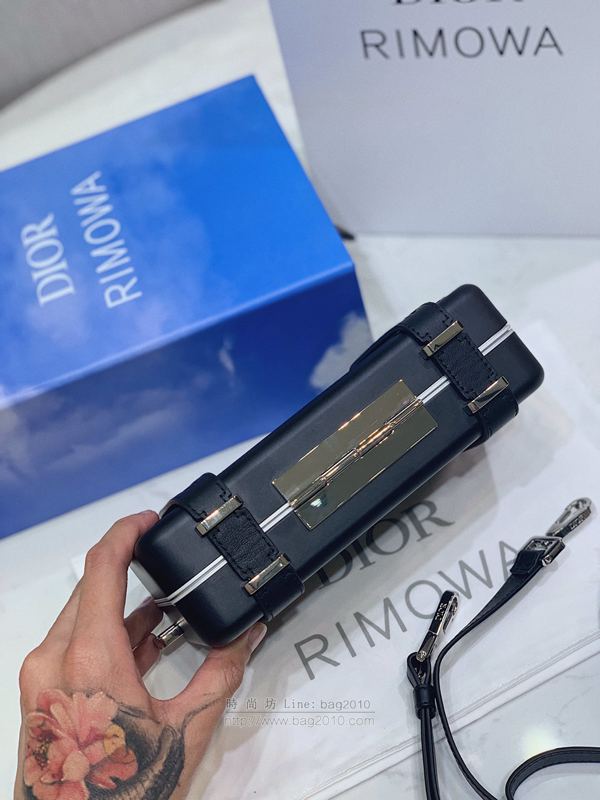 Dior包 迪奧 Dior X RIMOWA膠囊合作系列 磨砂質感的鋁制外殼 Dior高端小箱挎包  Dyd1440